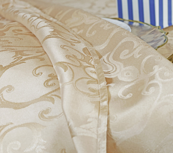 72"x120" Seamless Rectangular Versailles Chopin Damask Jacquard Polyester Tablecloth - Champagne (1pc)